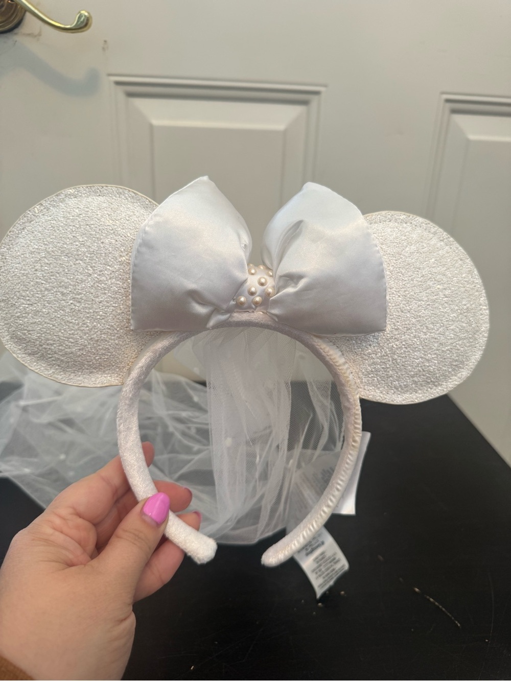 Disney Parks Fairy Tale Weddings White Sequin Bride Minnie Mouse Ears with Veil